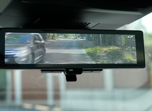 Elektroniczne lusterka? ADAC ocenił, ile są warte. Zastrzeżeń nie brakuje