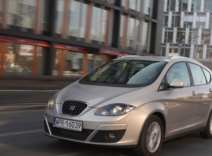 Ford S-Max kontra Seat Altea XL: co wybrać, vana na sportowo czy po hiszpańsku?