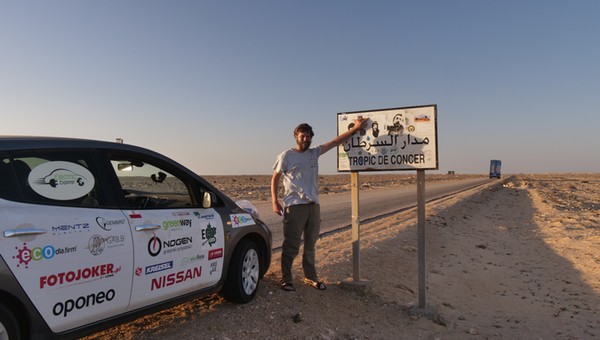 "Zielona Bestia da radę". Podróżnik Arkady Fiedler rusza maluchem, by pokonać Amerykę Południową