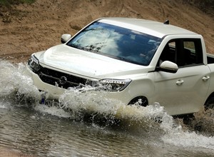 SsangYong Musso 2.2 d - dla kogo jest  ten pikap?