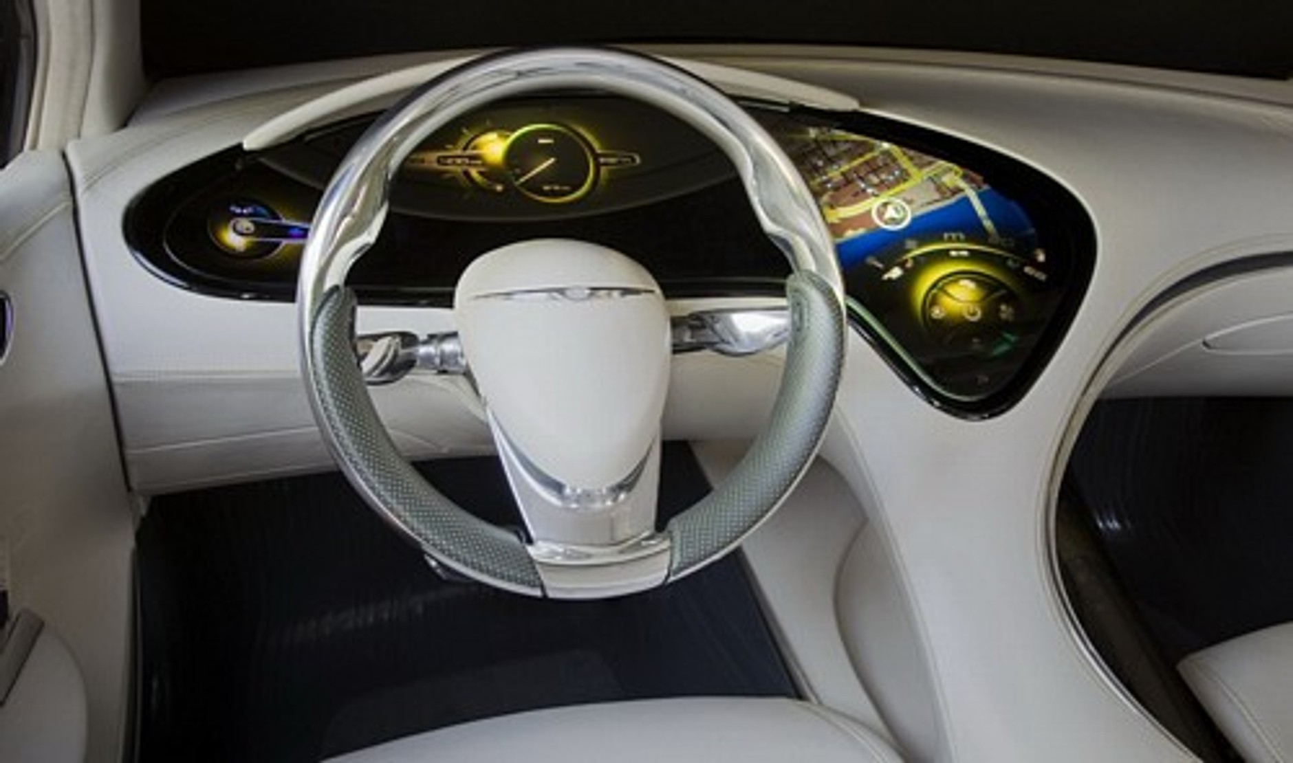 Chrysler 200C - Następca Sebringa będzie na prąd