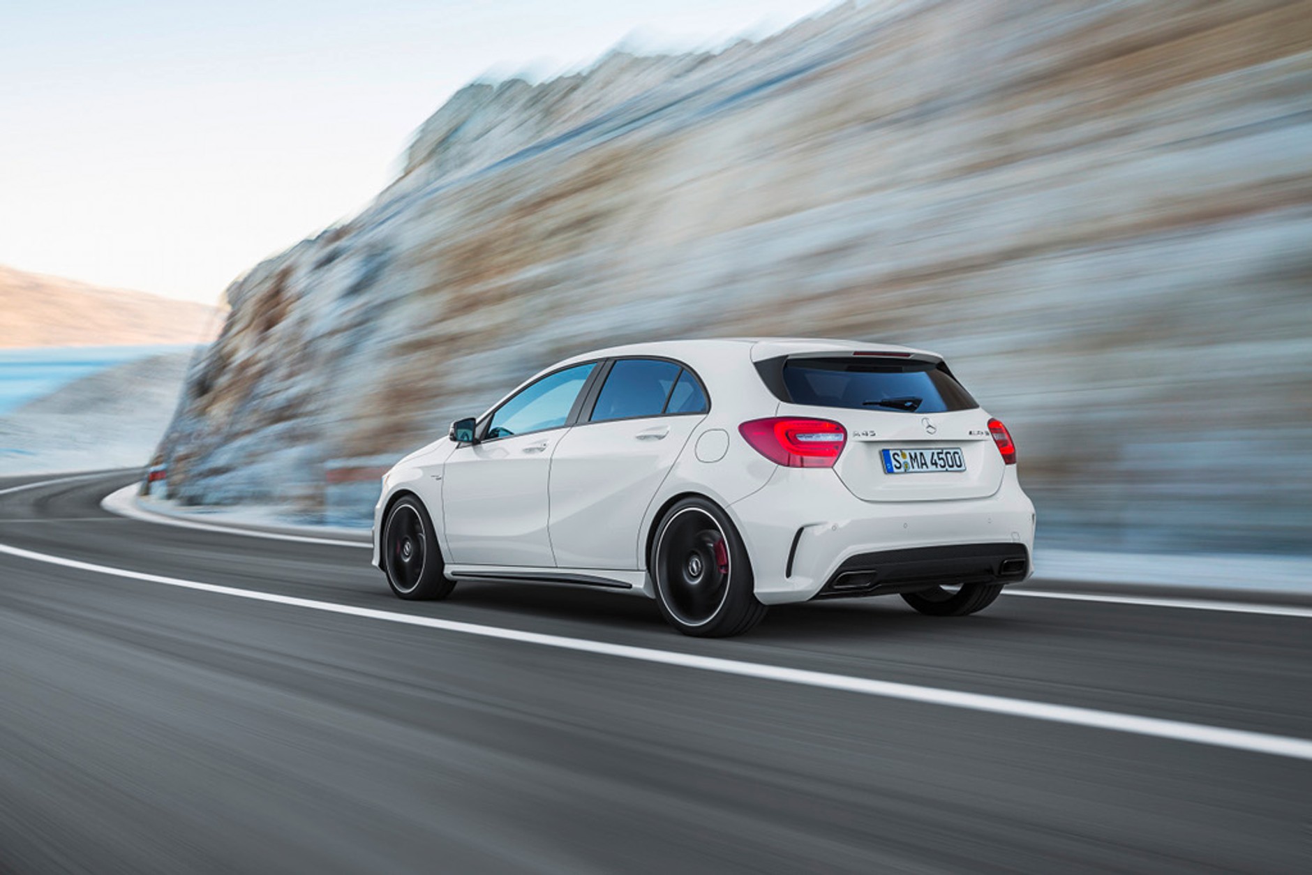 Mercedes-Benz A45 AMG ma 360 KM