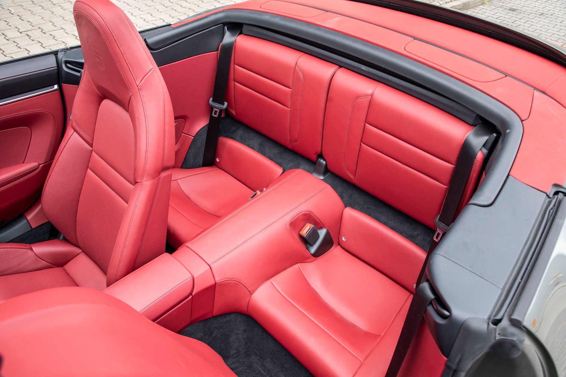 Porsche 911 Carrera 4S Cabrio