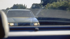 Czy mam hamować, bo komuś się spieszy? Przepisy zmieniono, patologia na drogach ma się dobrze