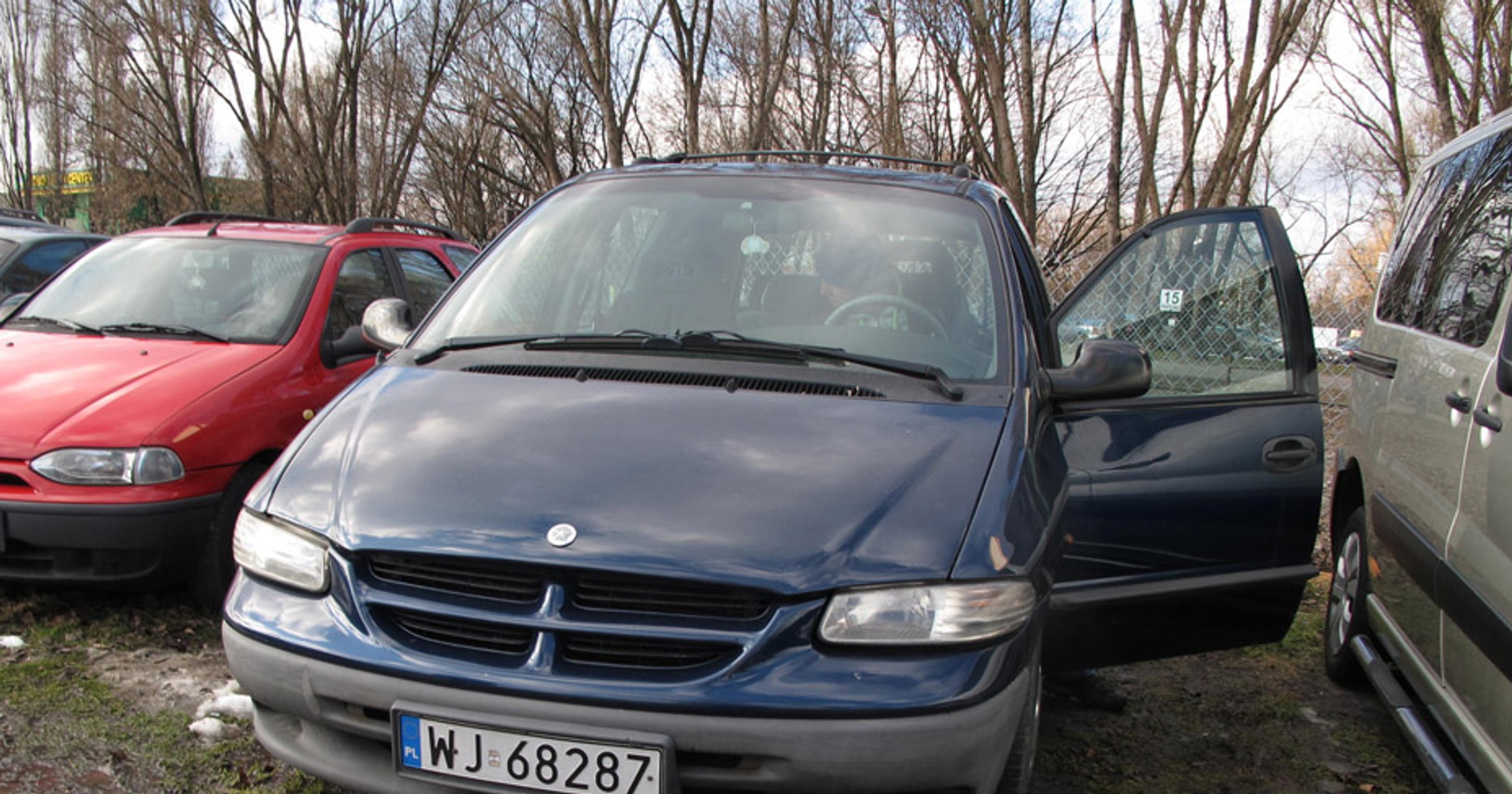 Auto z ogłoszenia: Chrysler Voyager - zardzewiały diesel czy benzyniak w dobrym stanie?