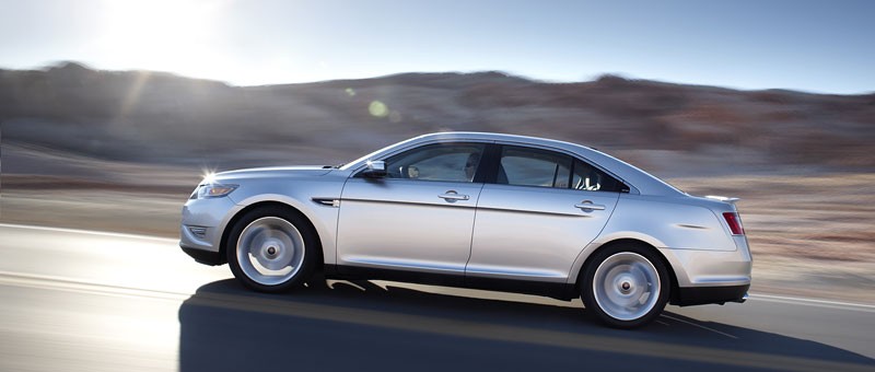 Ford Taurus SHO – rodzinny sedan w najostrzejszej wersji