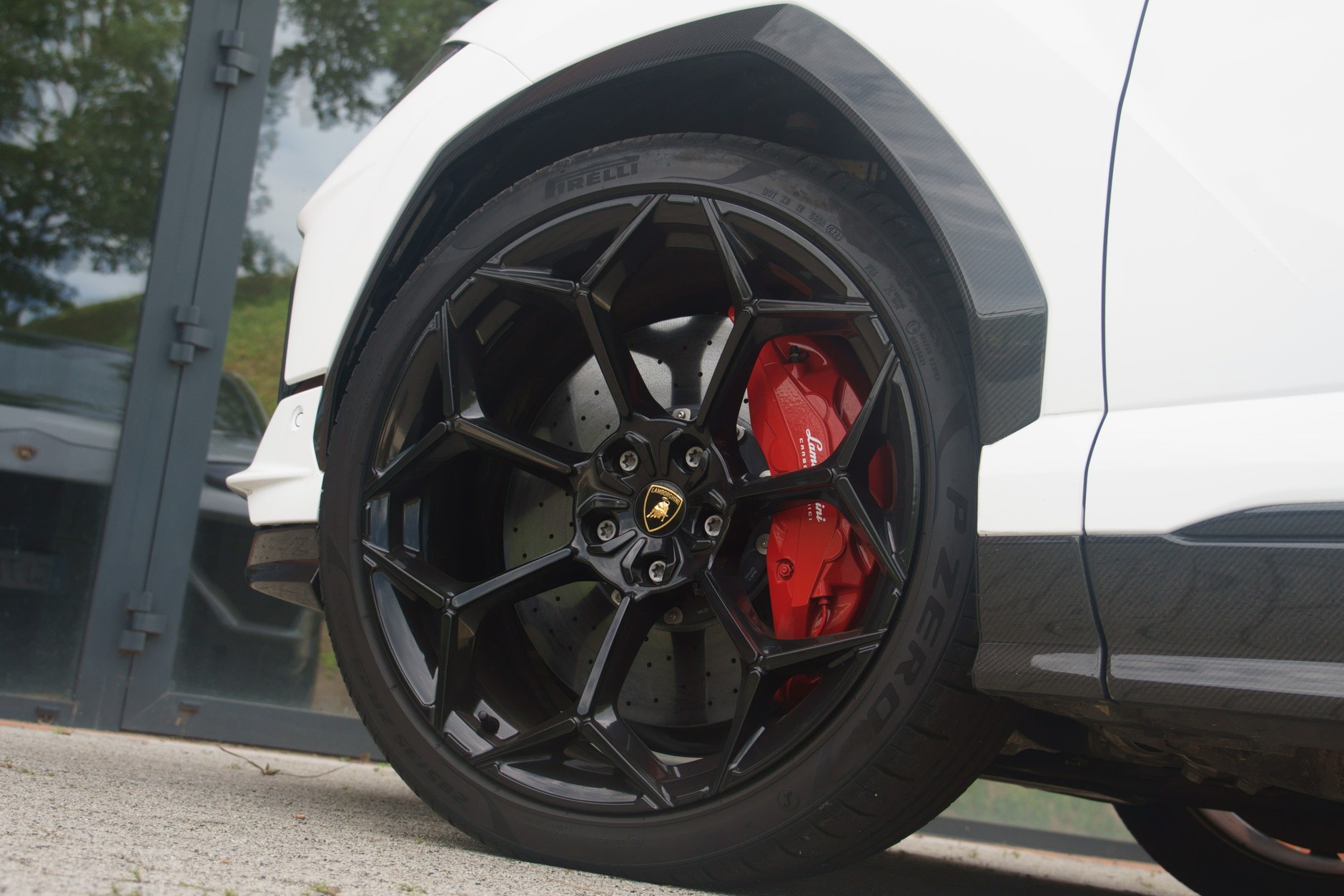 Urus ma największe produkowane tarcze hamulcowe