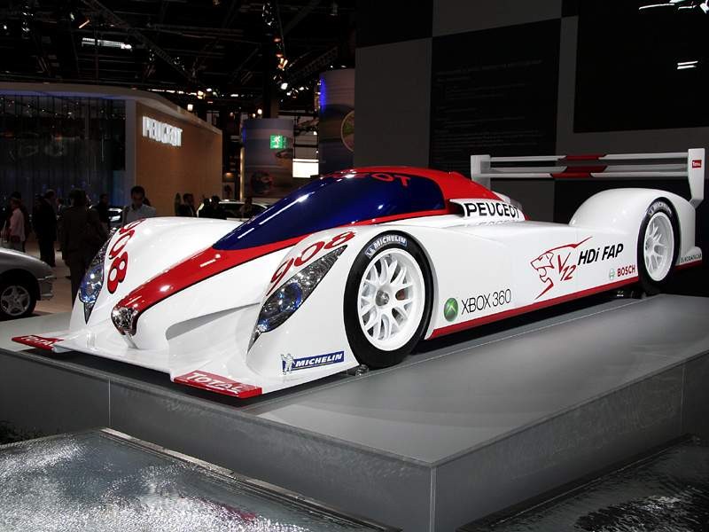 Paryż na żywo: Peugeot 908 V12 HDi DPFS
