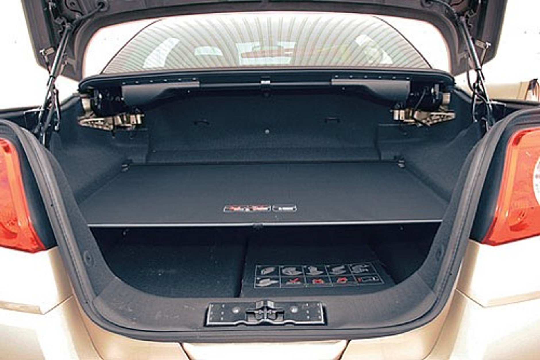 Renault Mégane Coupé Cabrio 2.0 dCi Privilege - Ropniak bez dachu