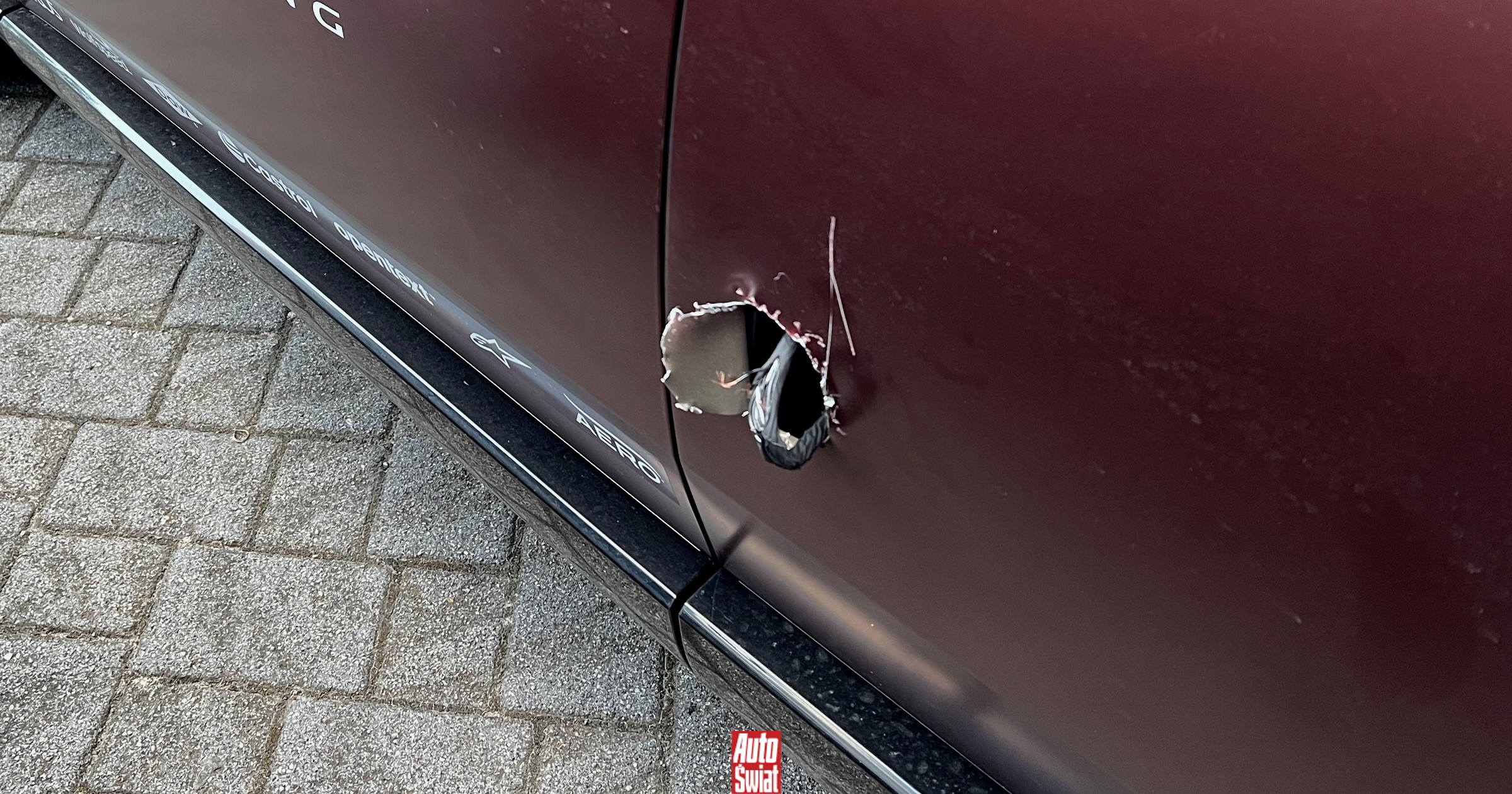 Tak kradną auta "metodą laparoskopową". Omijają choćby najlepsze zabezpieczenia