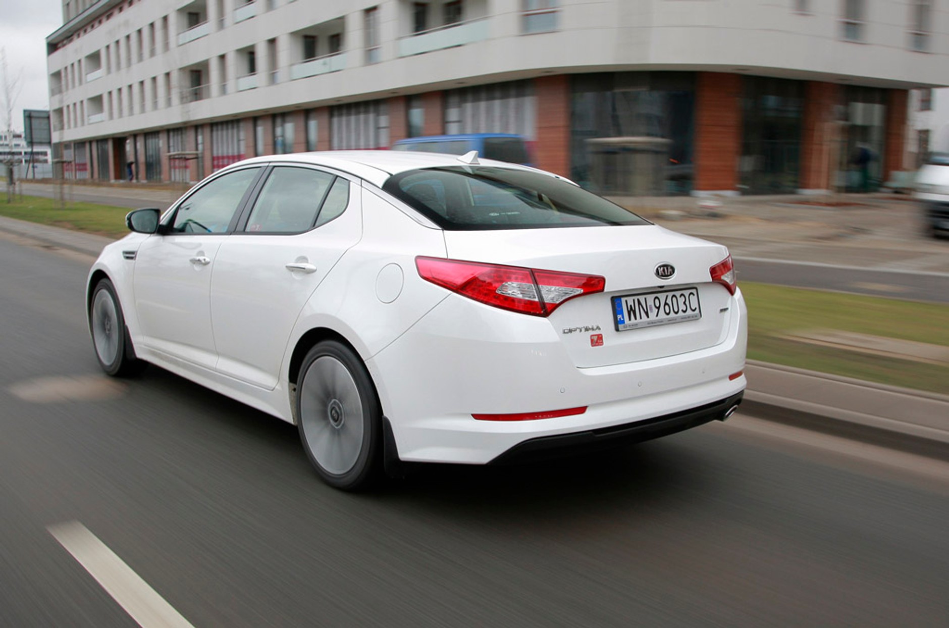 Kia Optima 1.7 CRDI: optymalna zmiana warty