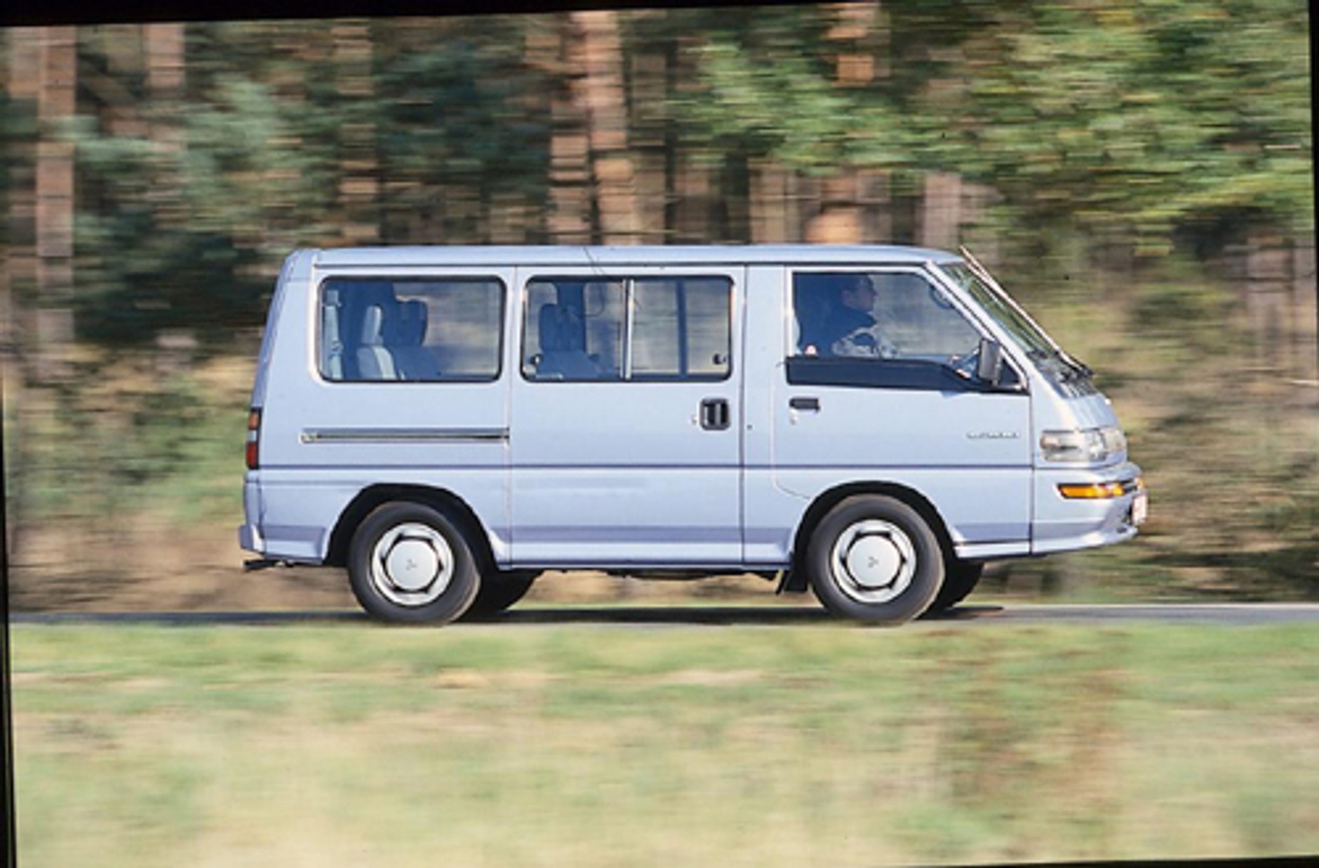 Mitsubishi L300 - Przedziwny typ