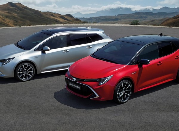 Toyota Corolla na salonie samochodowym w Paryżu