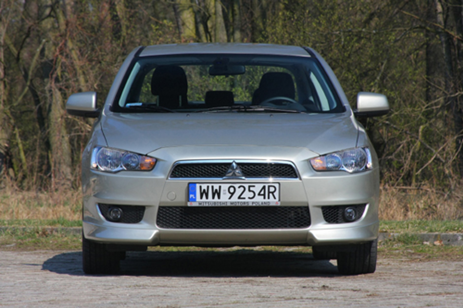 Mitsubishi Lancer kontra Honda Civic - porównanie sedanów