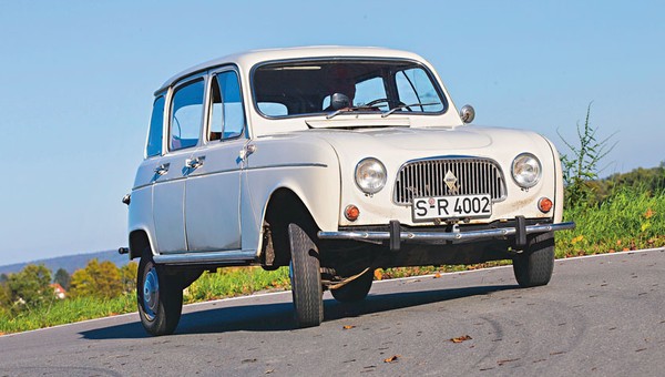 Renault R4 - klasyk, który wyprzedził Golfa