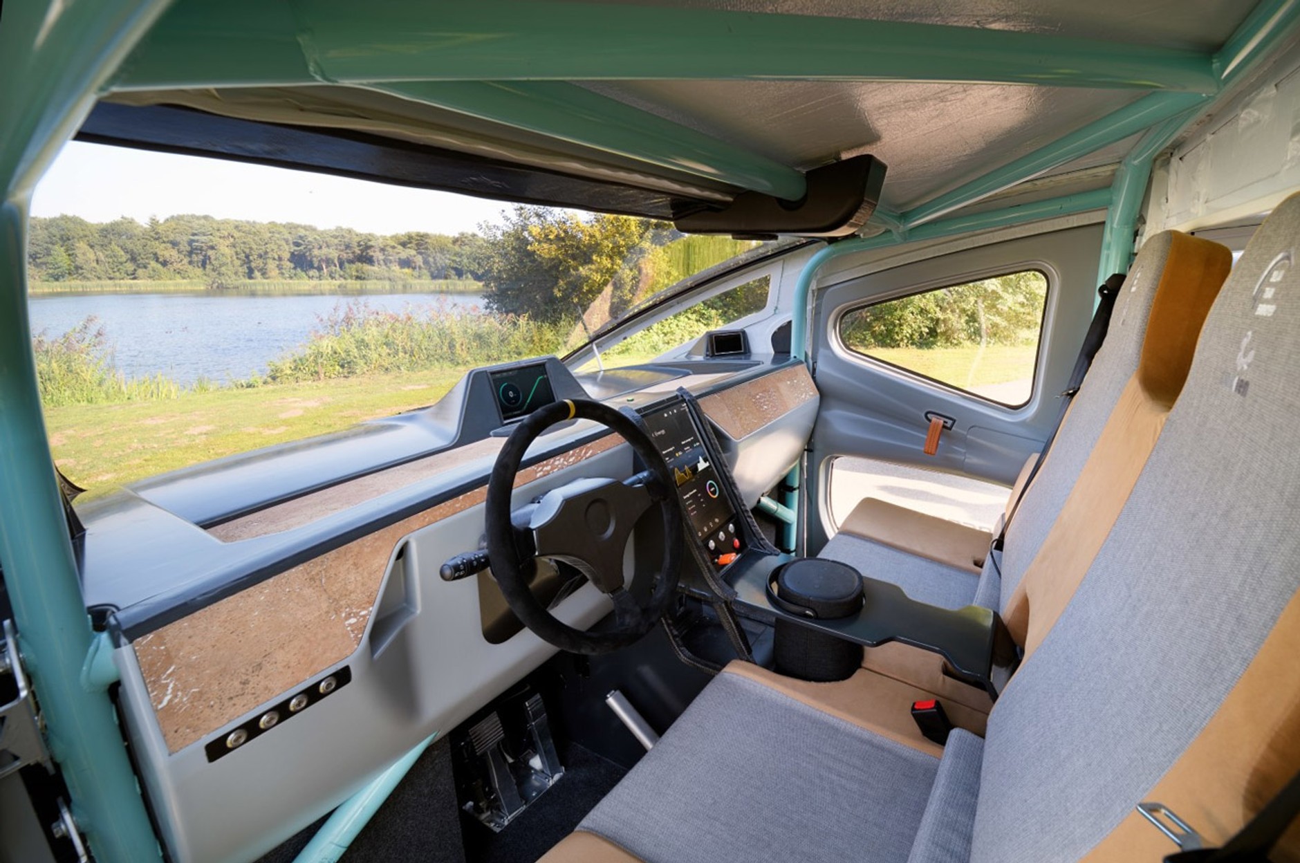 Kamper solarny Stella Vita przygotowany przez studentów z Holandii