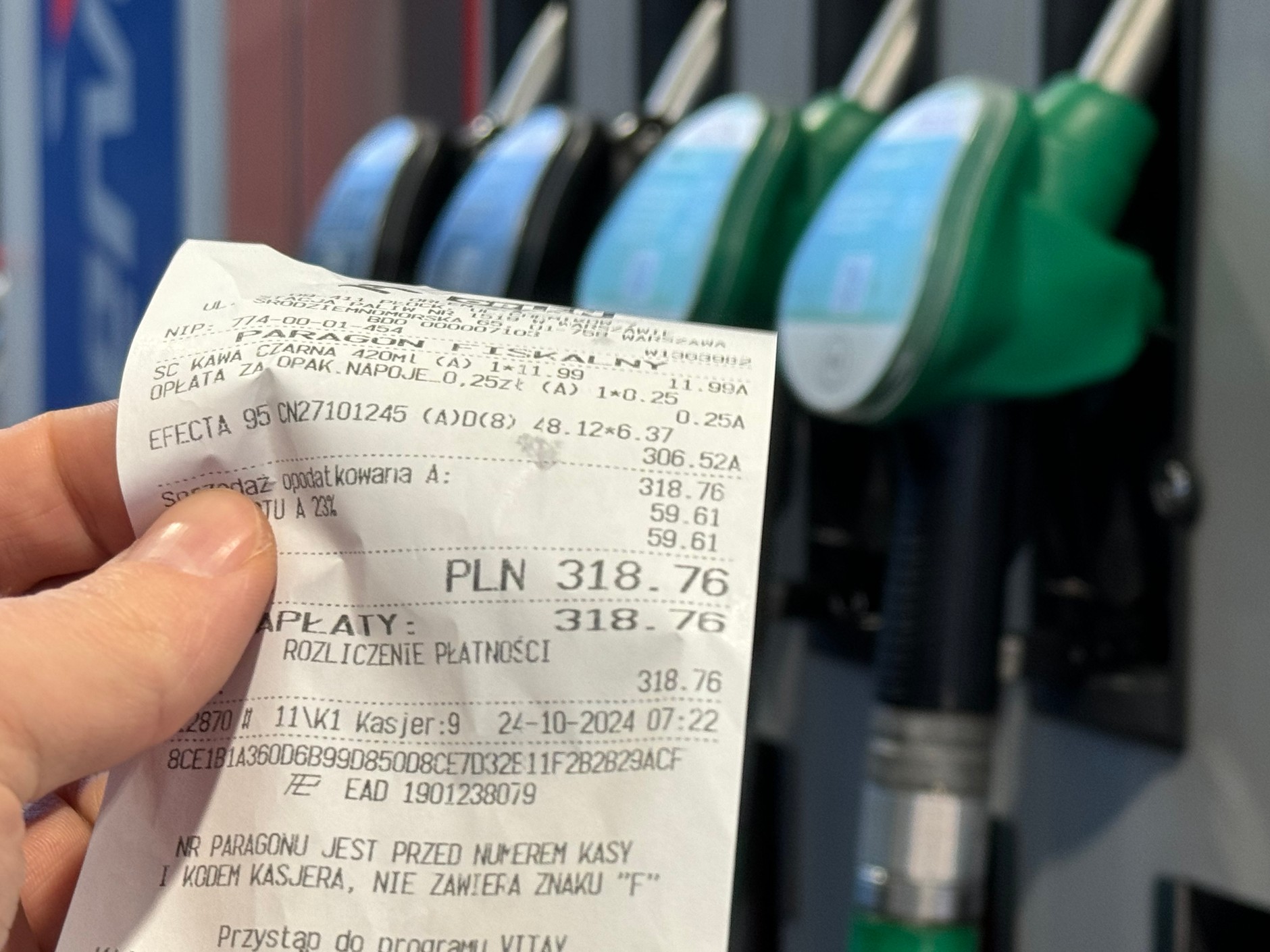 Wysoki rachunek za paliwo zatankowane kilka miesięcy temu