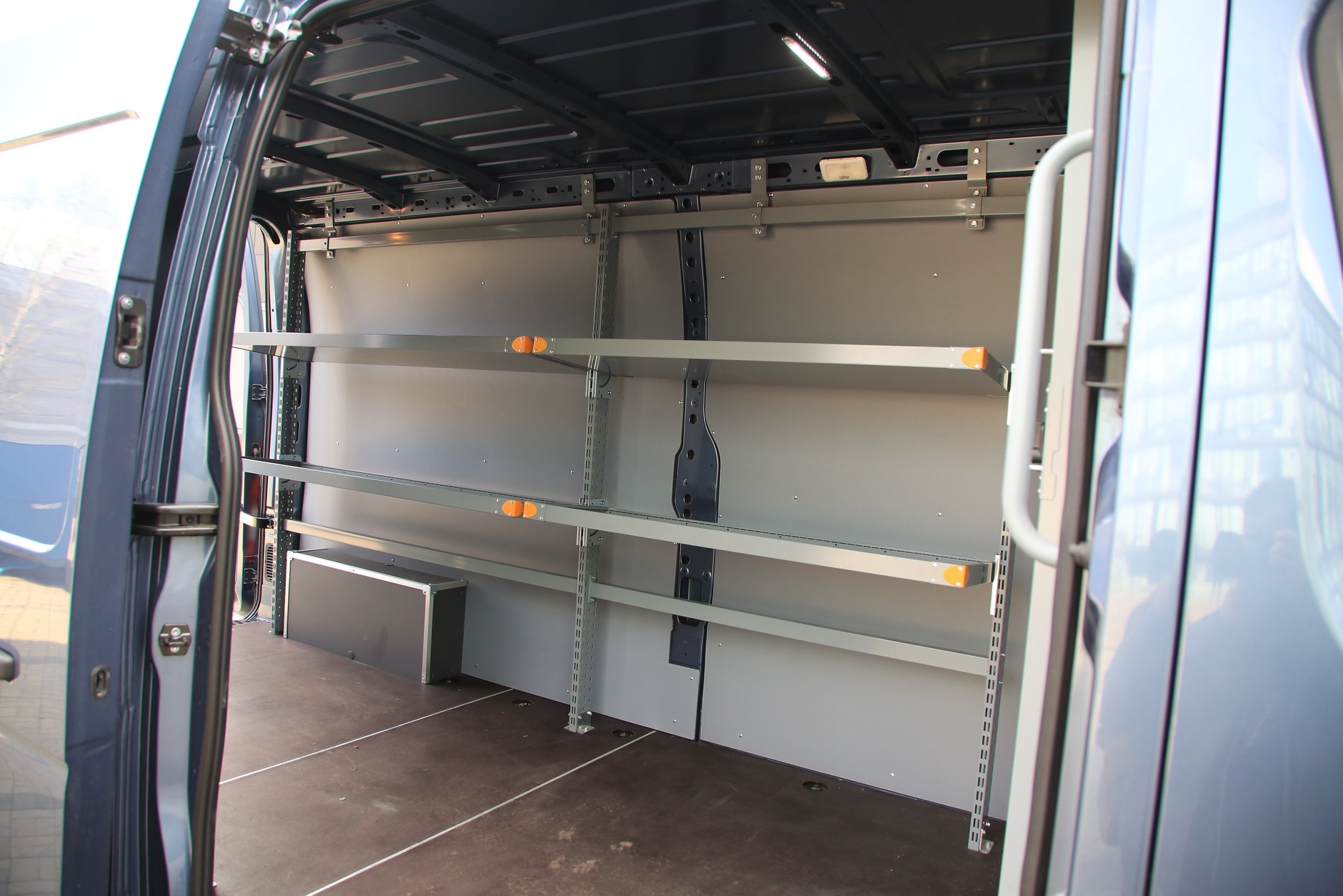 Renault Master 2019 zabudowa kurierska