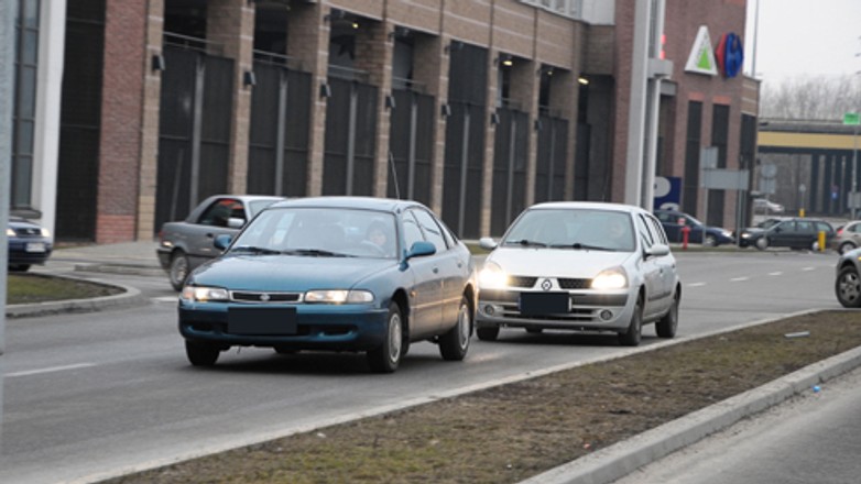 Nie jedź na zderzaku!