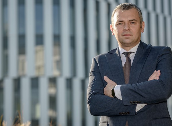 Continental w Polsce – rozmowa z dyr. generalnym Dariuszem Wójcikiem