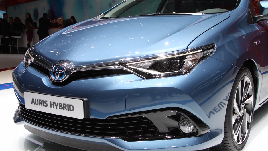 Toyota Auris (Genewa 2015)