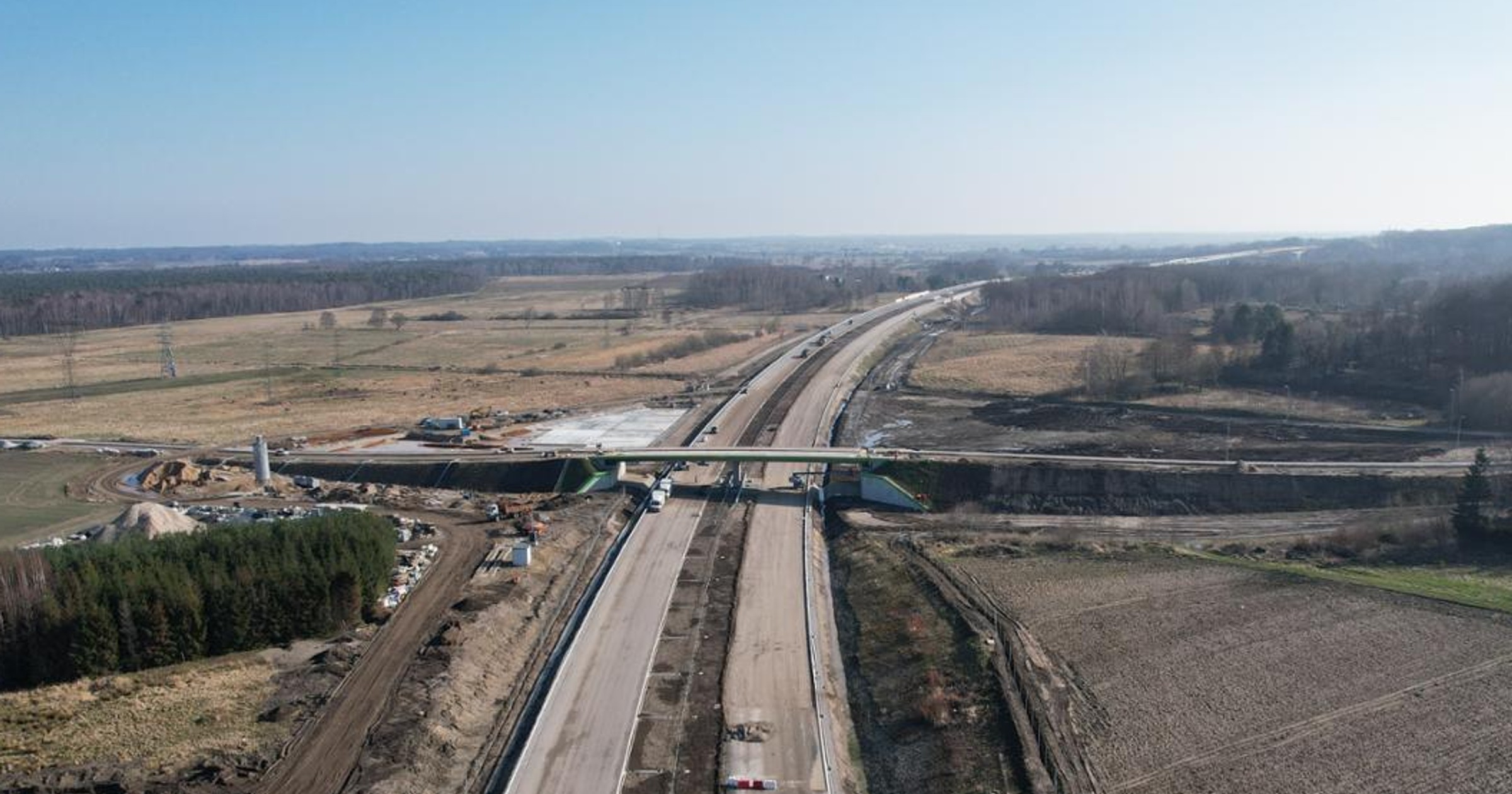 Wykonawcy odcinków dróg ekspresowych S3 Dargobądz — Troszyn i obwodnicy Koszalina w ciągu S6 wznowili roboty