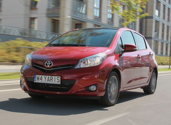 Toyota Yaris III kontra Skoda Fabia III. Wielki pojedynek używanych maluchów