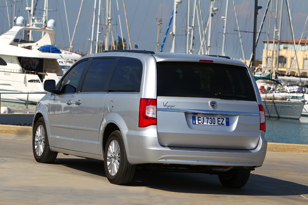 Lancia Voyager: to idelana limuzyna podróżna