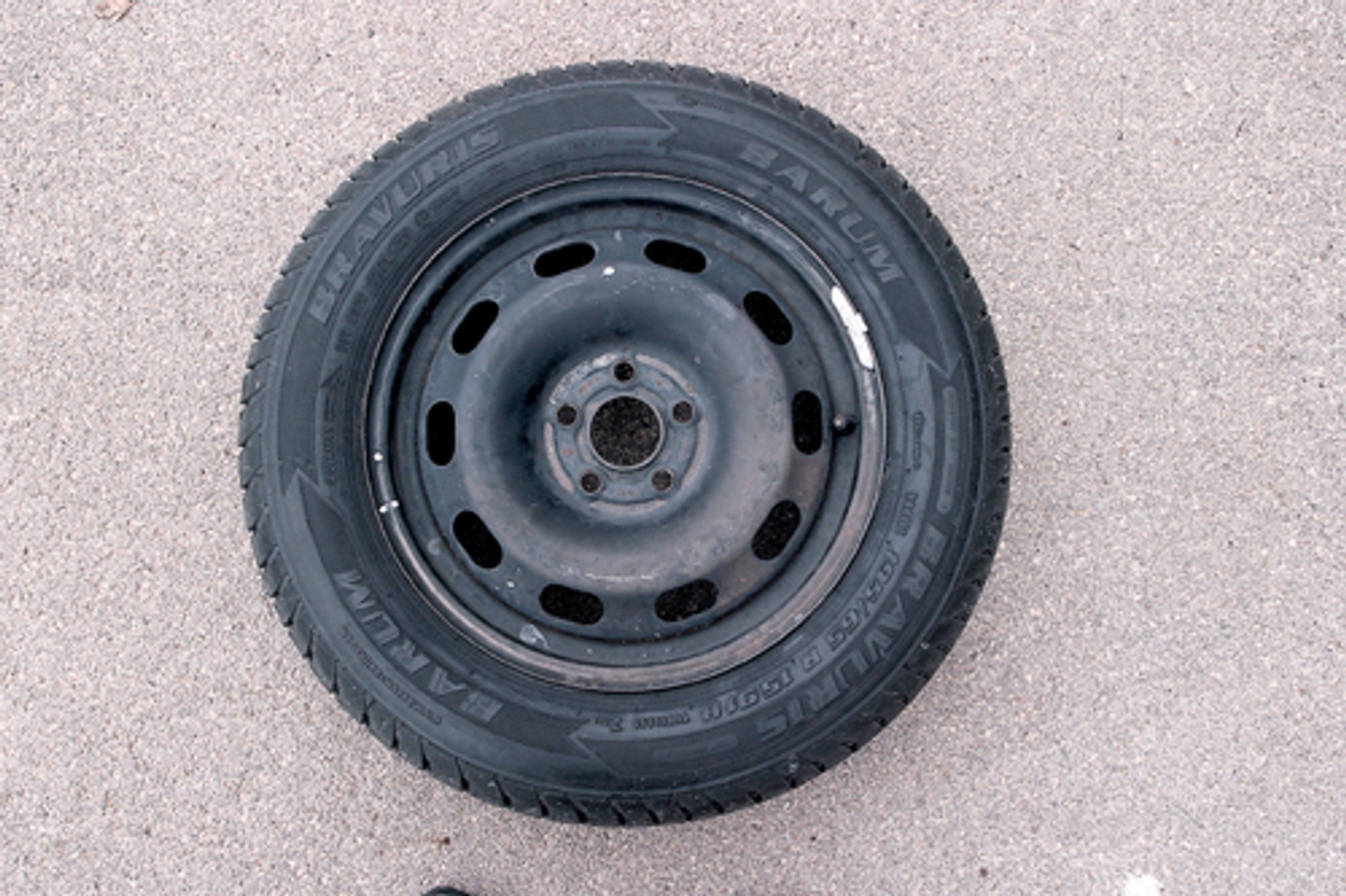 Ile lat żyje opona?