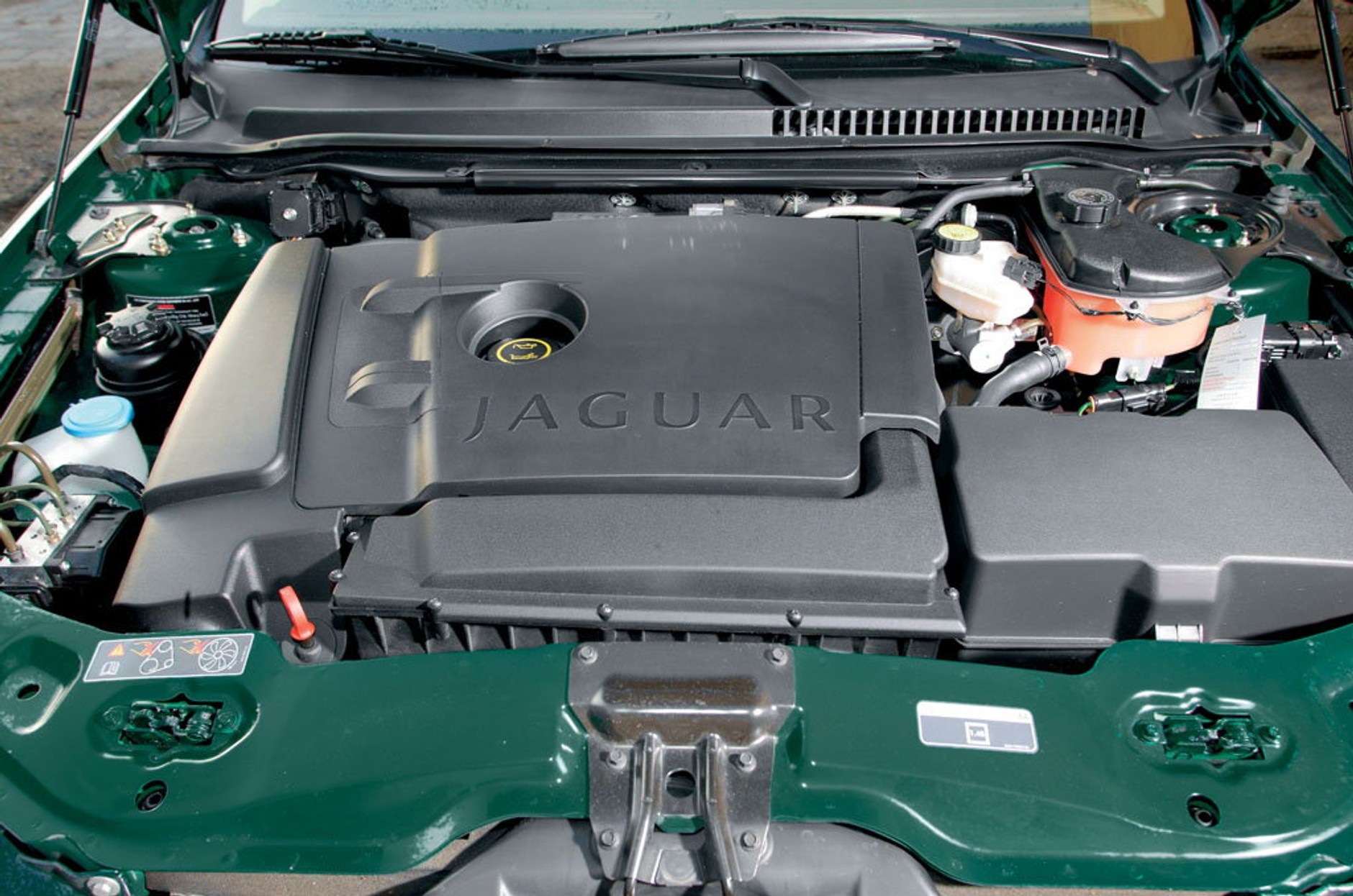 Jaguar X-Type 2.0 D - tani wstęp do klasy biznes