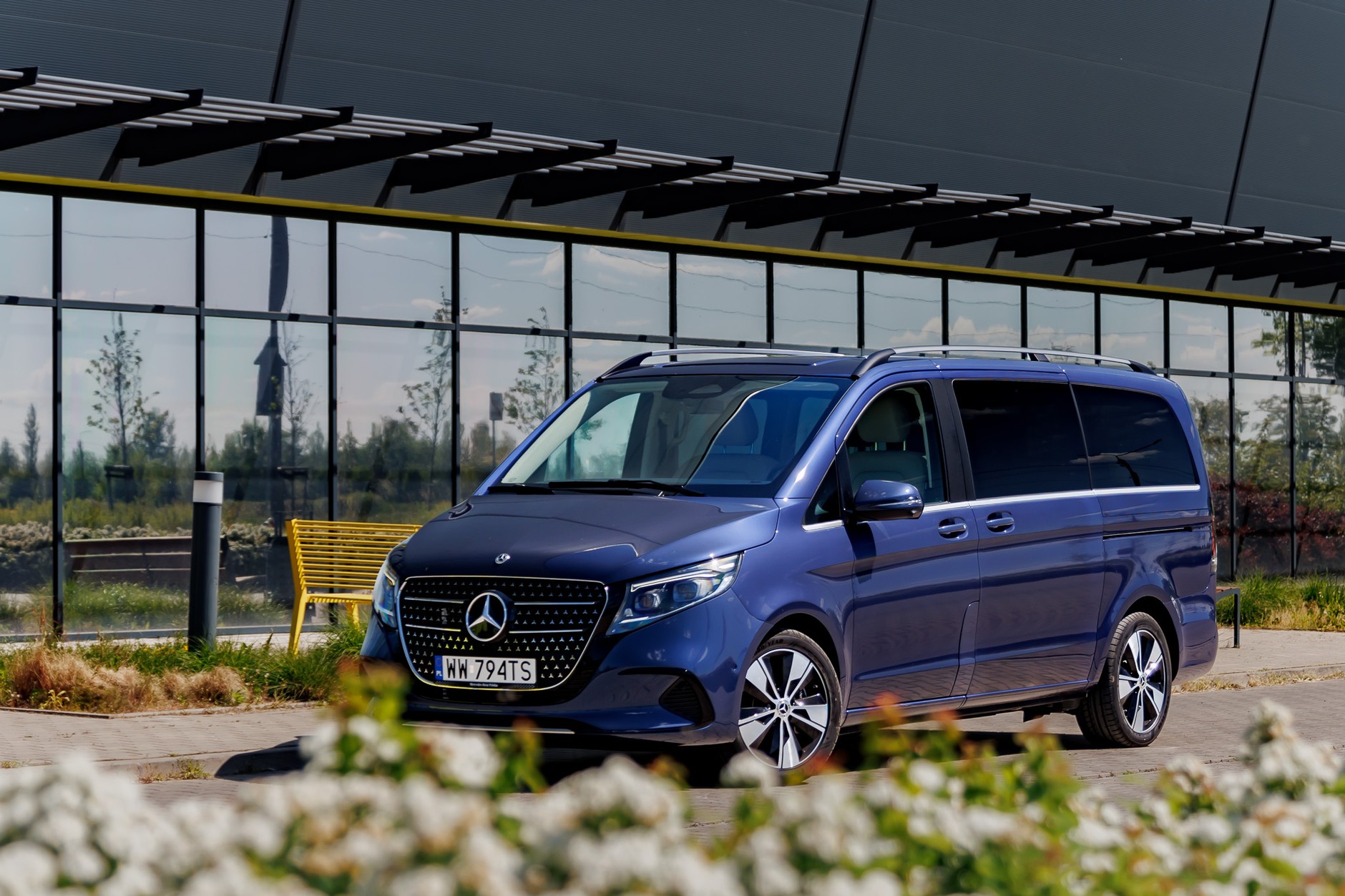 2024 Mercedes V300d