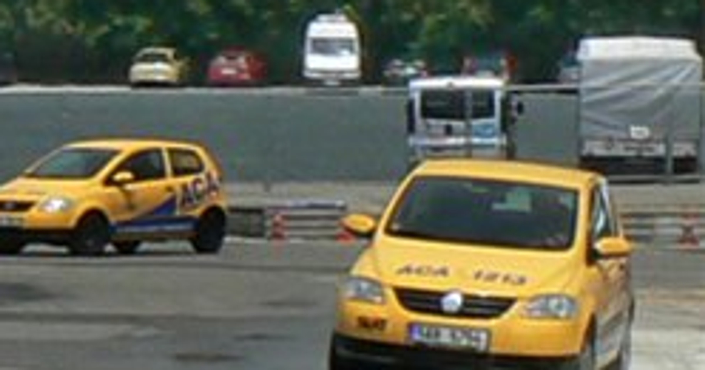 Autosalon Brno 2007: Co dzieje się podczas poślizgu? (wideo)