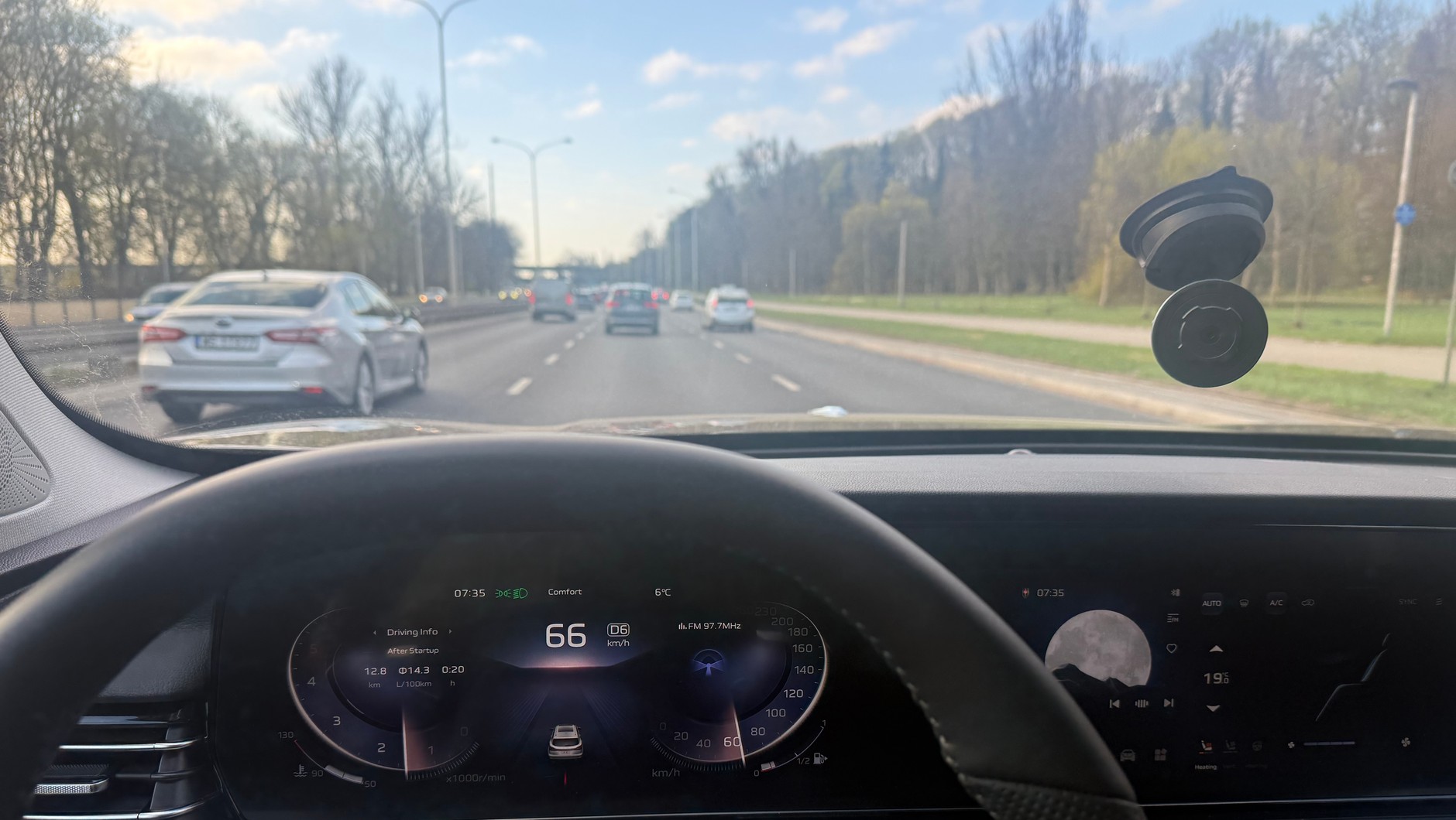 Nowe Hongqi HS5