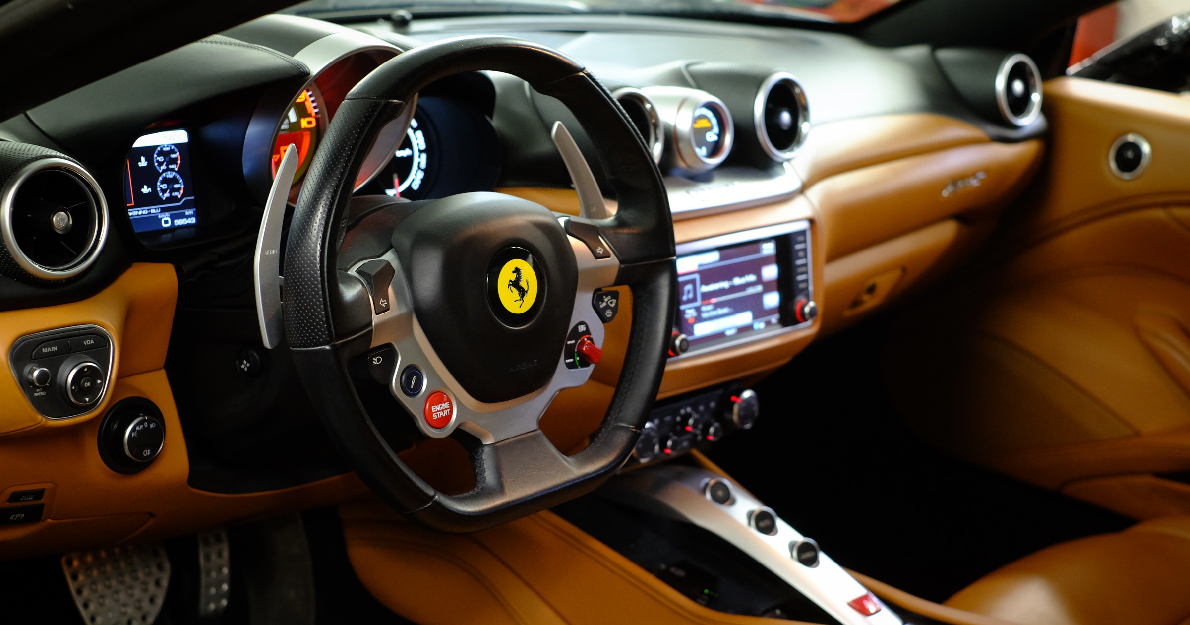 Ferrari California - zestaw audio