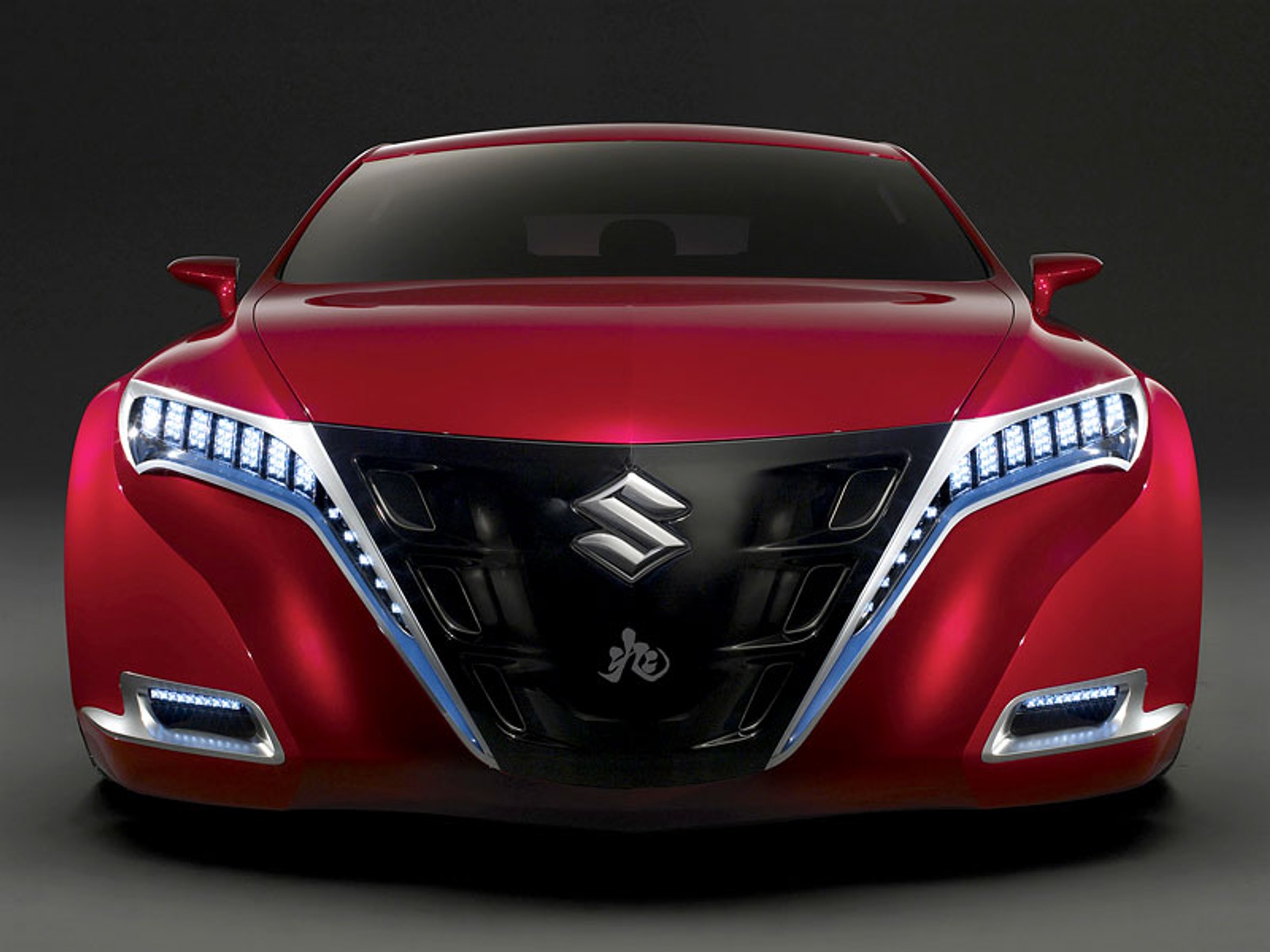 IAA Frankfurt 2007: Suzuki Kizashi – atak na klasę średnią