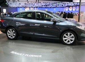 Nowy sedan Renault