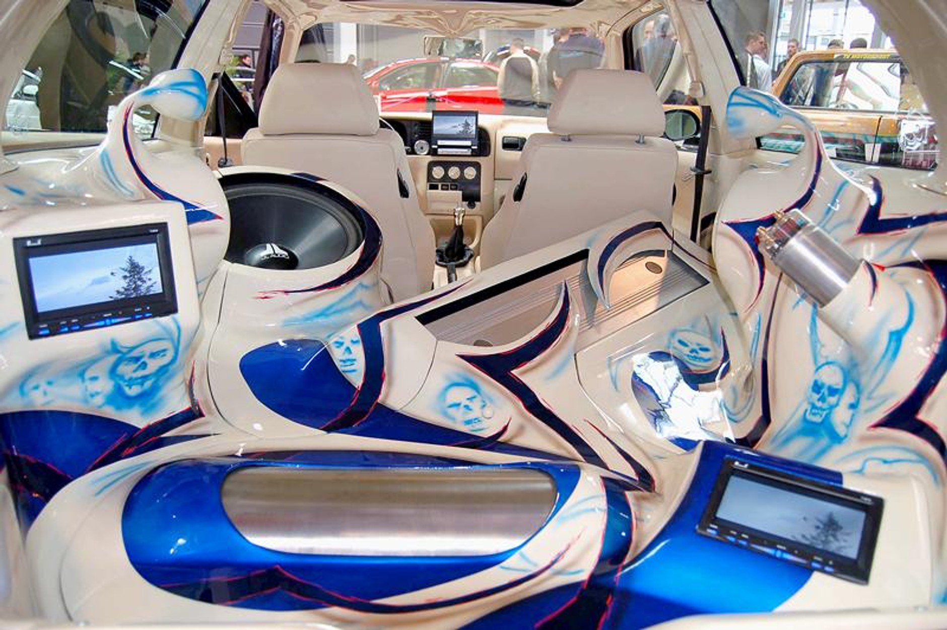 Tuning World Bodensee 2008: Golfy, drifting i dziewczyny -  fotogaleria (2)