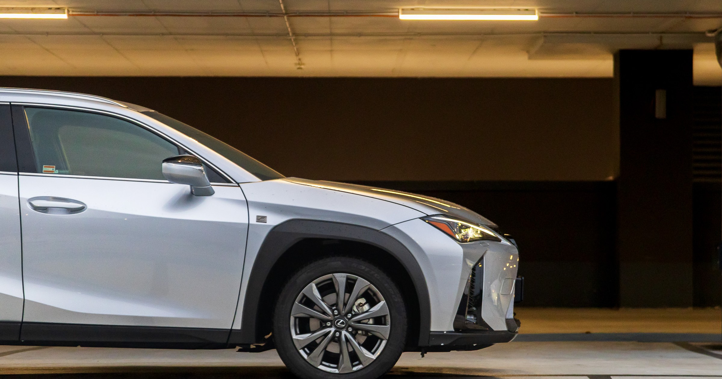 2024 Lexus UX300h