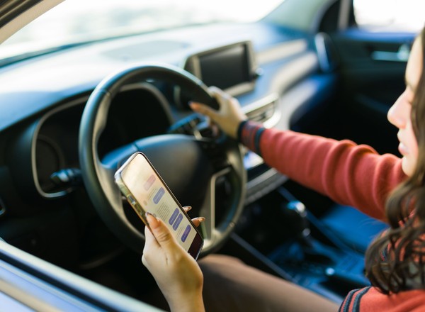 Włącz to na swoim telefonie podczas jazdy samochodem, a twoje życie się odmieni. Tak twierdzą eksperci