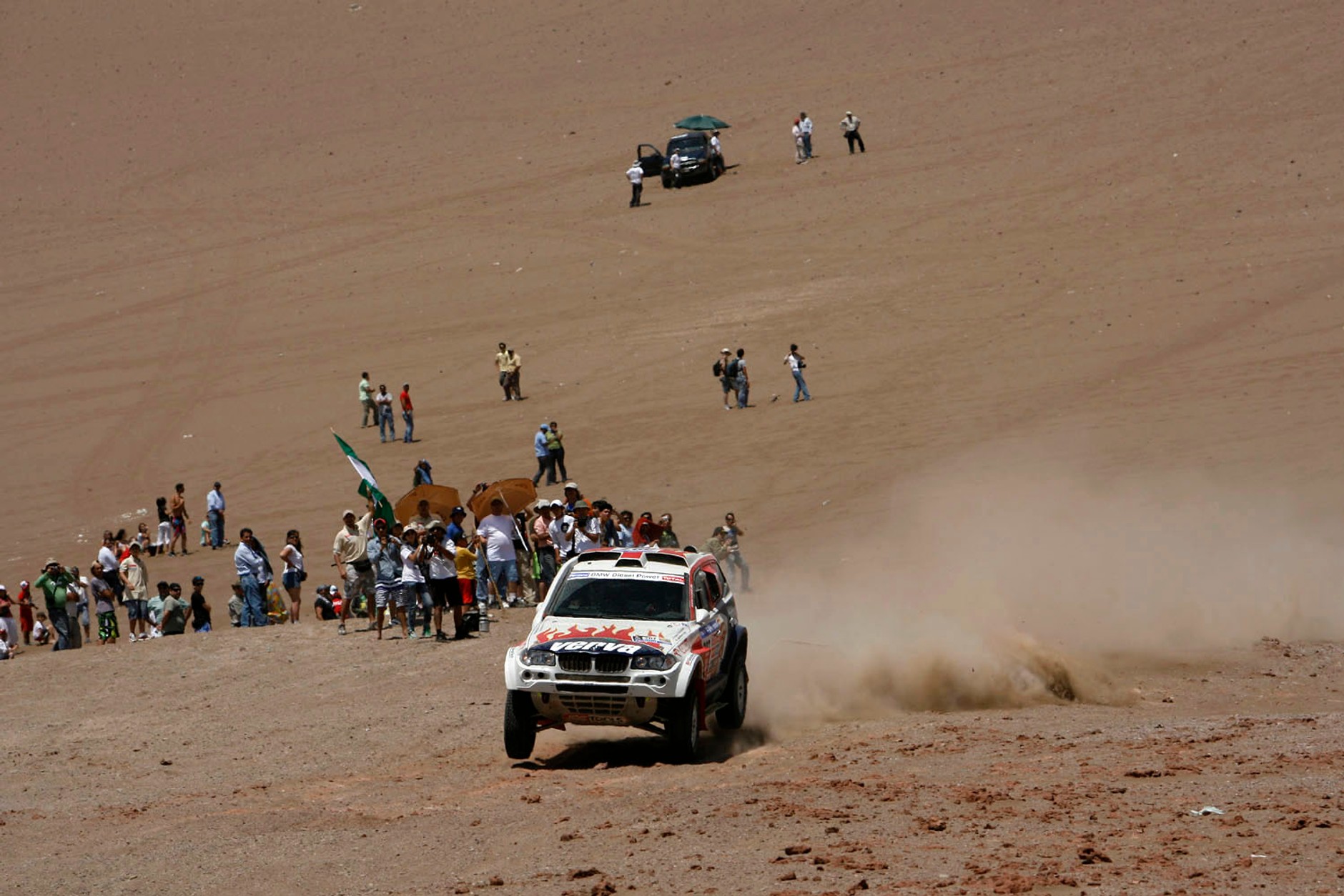Rajd Dakar 2011: dobra postawa Polaków, Hołowczyc z otwartymi drzwiami (5.etap, wyniki, fot. Willy Weyens)