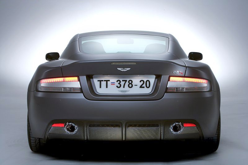 Aston Martin DBS – teoria spisku
