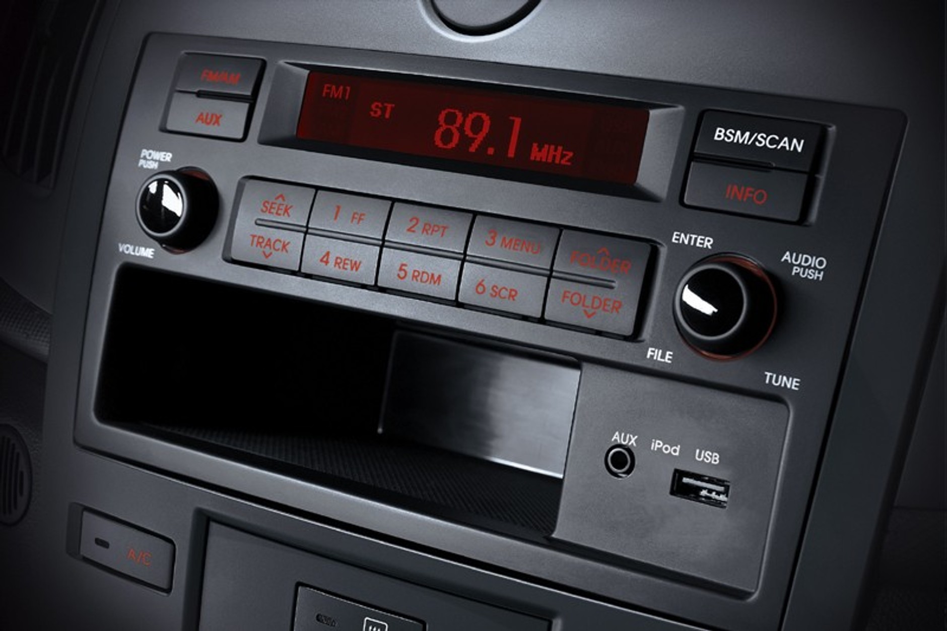 Kia Forte: nowe zdjęcia czterodrzwiowego sedana (fotogaleria)