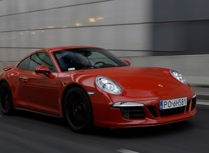 Wodzi na pokuszenie - Porsche 911 Carrera 4 GTS