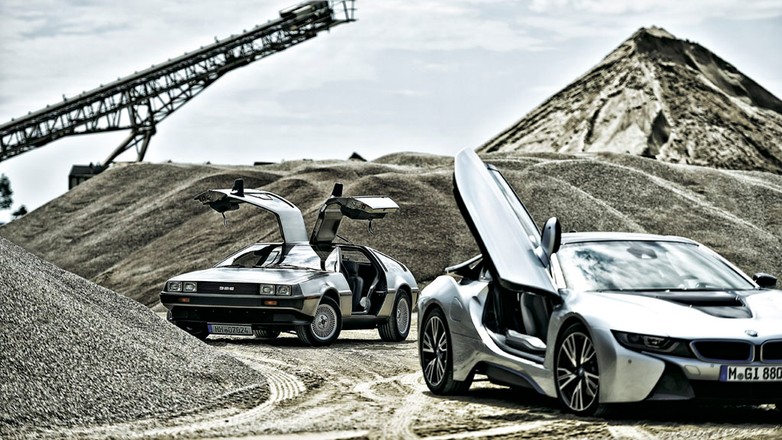 Wchikuły czasu - DeLorean DMC-12 i BMW i8