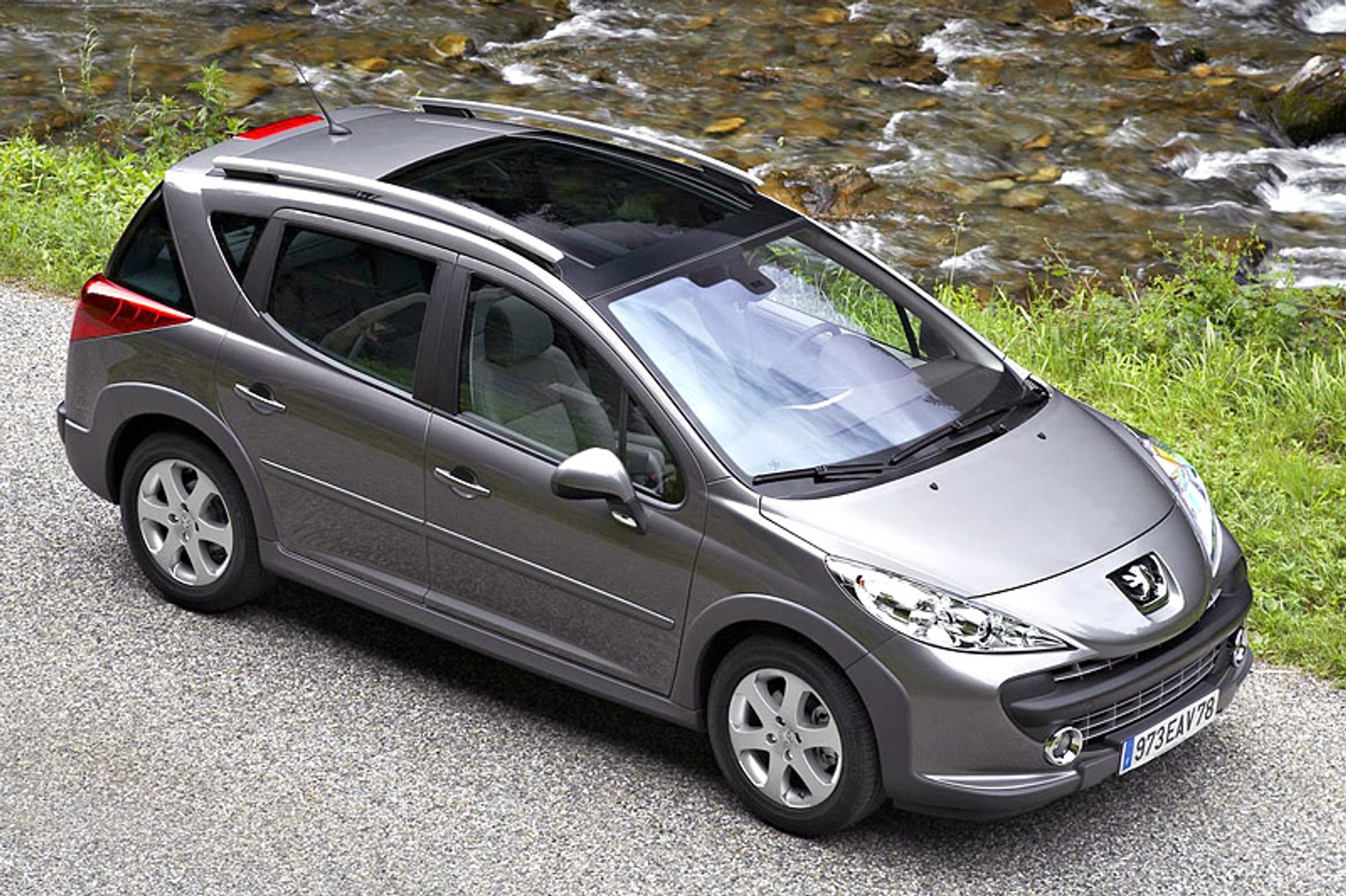 IAA Frankfurt 2007: Peugeot 207 SW Outdoor - pierwsze zdjęcia