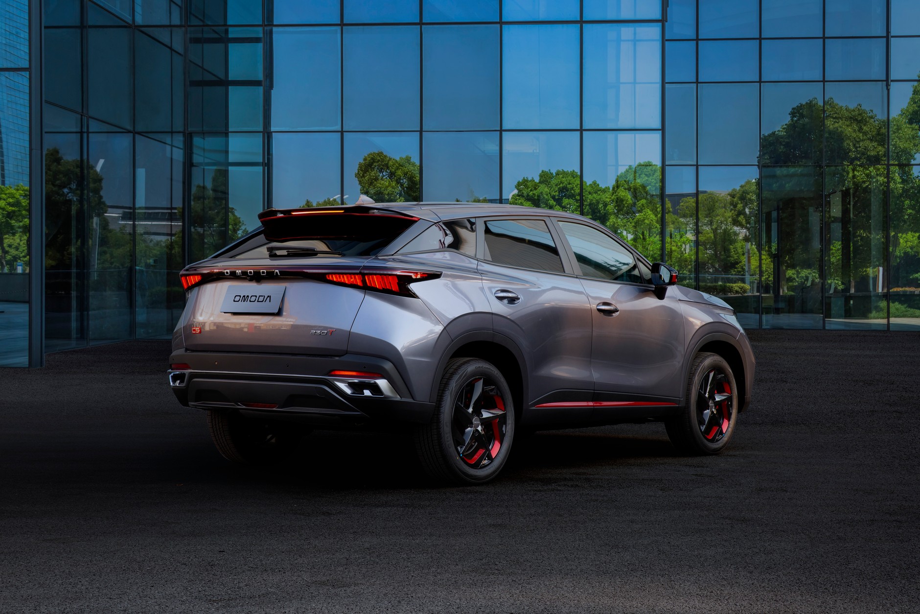 Omoda 5