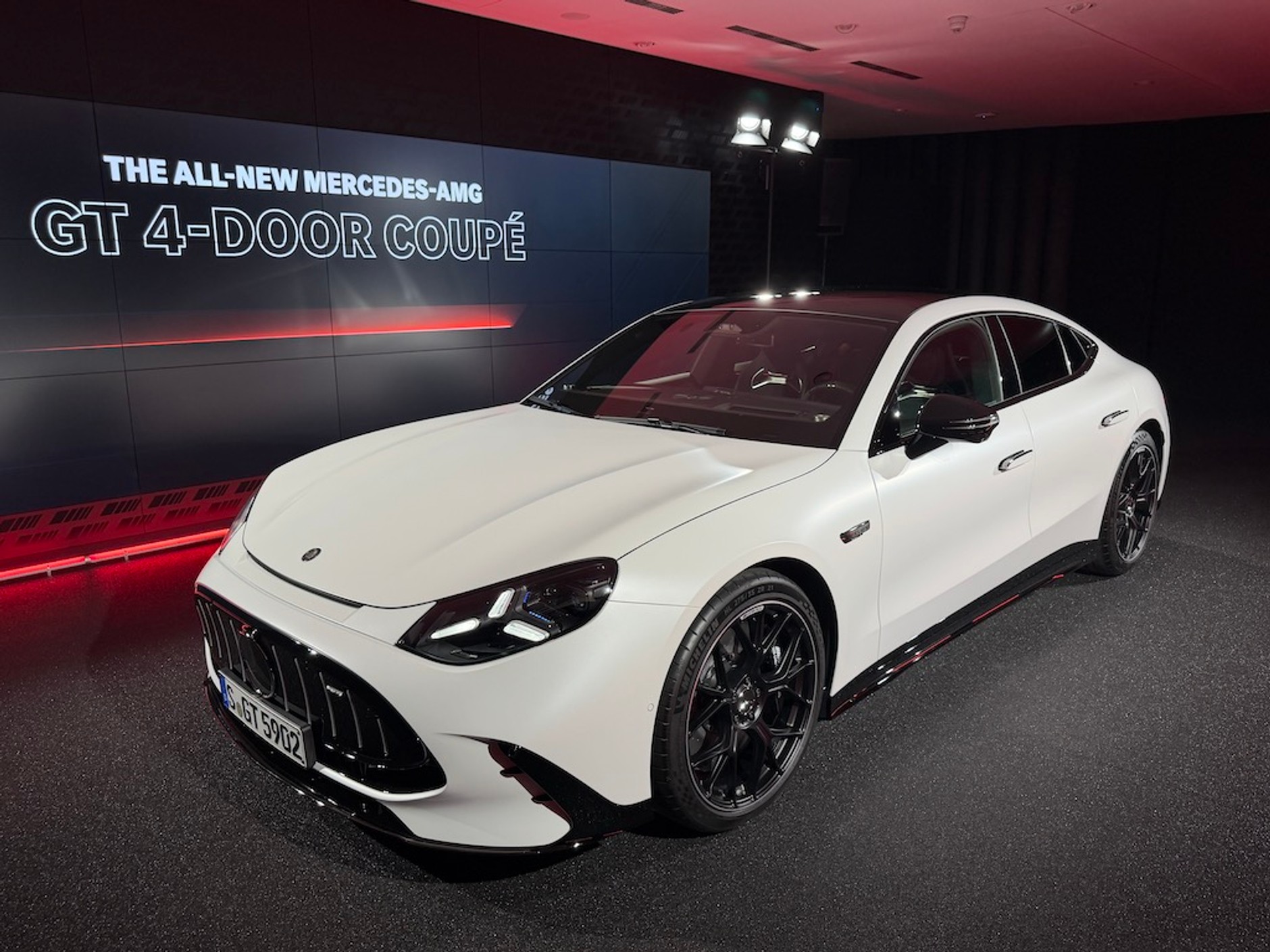 Nowy elektryczny Mercedes AMG GT 4-Door Coupe