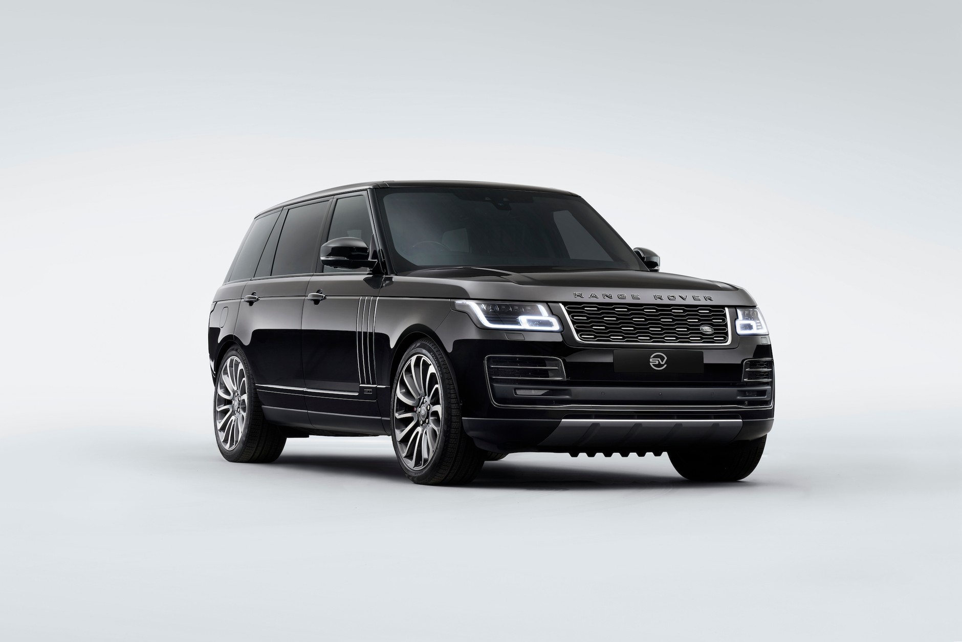 Anthony Joshua odebrał Range Rovera SVAutobiography