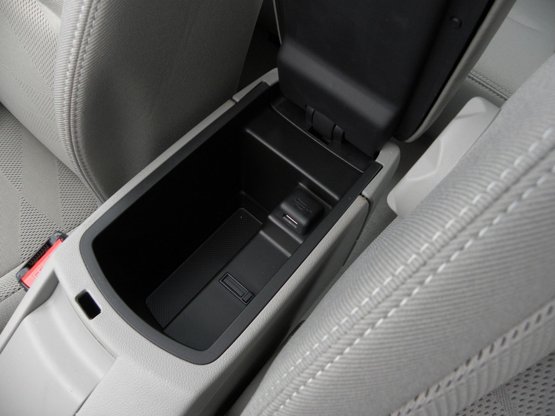 Peugeot 308 FL: Świeża twarz