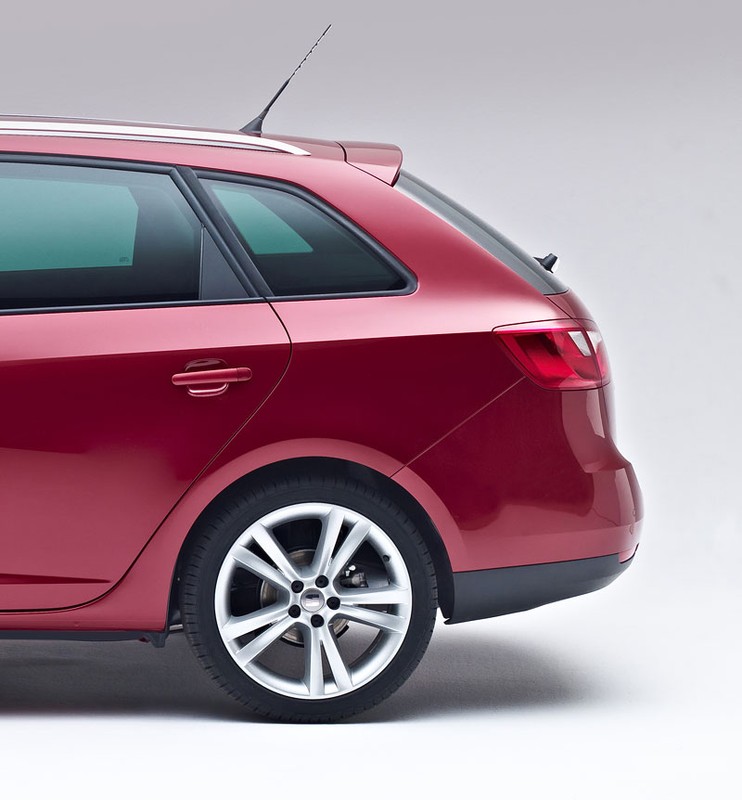 Genewa 2010: SEAT Ibiza ST – nowe kombi  rodzinie (galeria)